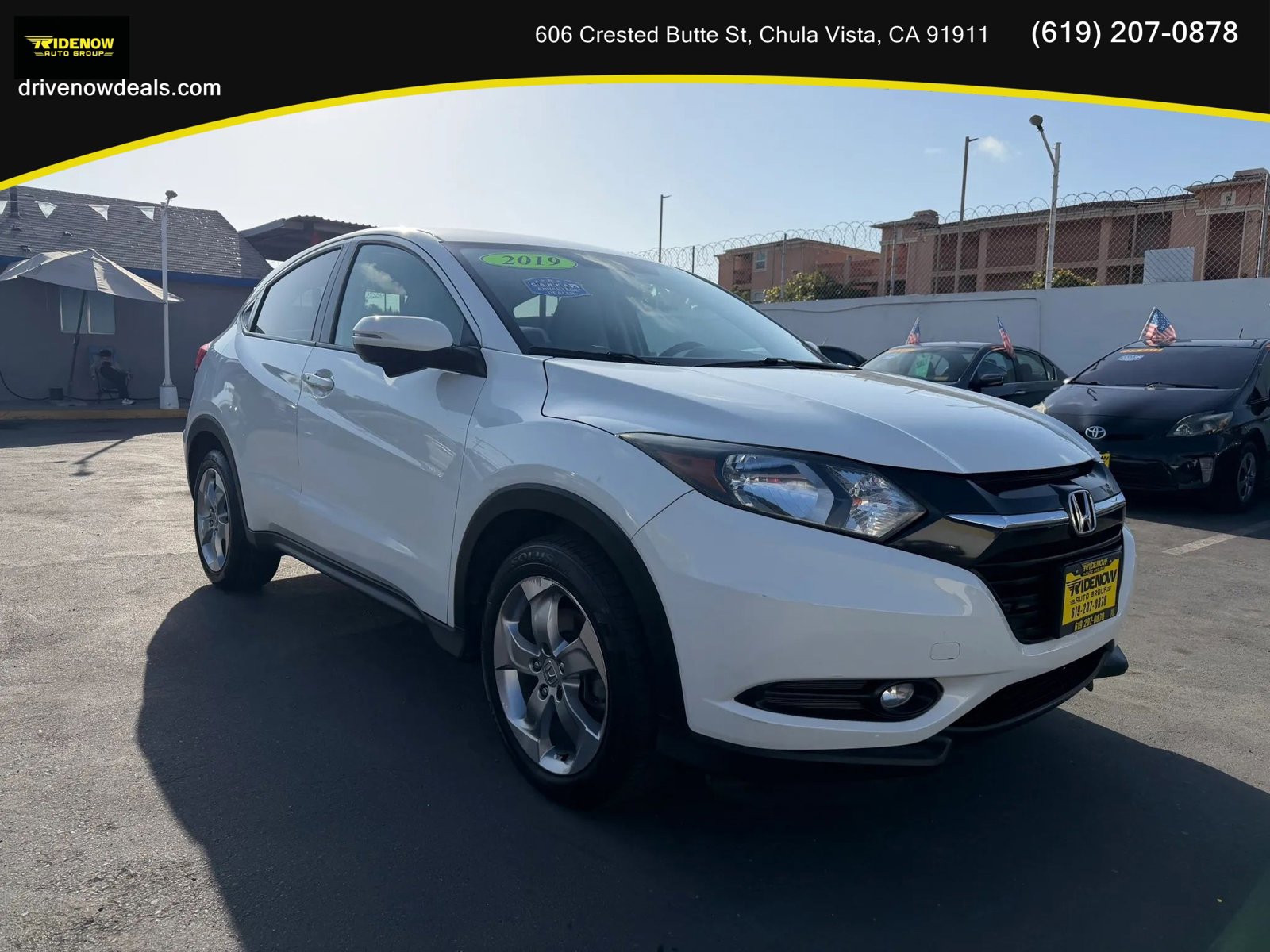 Used 2017 Honda HR-V EX image 3