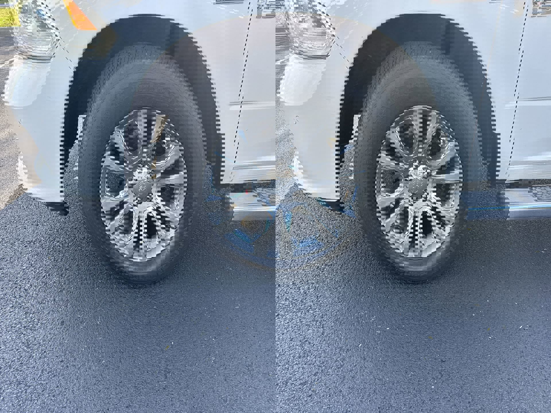 Used 2014 RAM 1500 Limited image 10