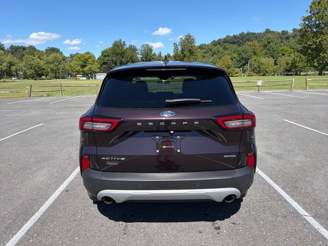 Used 2023 Ford Escape Active w/ Tech Pack #1 AWD/4WD image 8