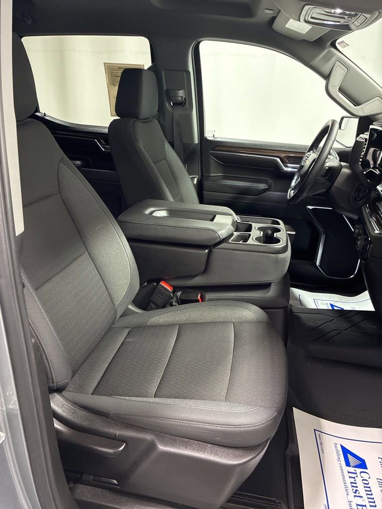 Used 2024 Chevrolet Silverado 1500 LT w/ Protection Package image 27