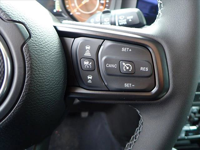 New 2026 Jeep Wrangler Unlimited Rubicon w/ Technology Group AWD/4WD image 14