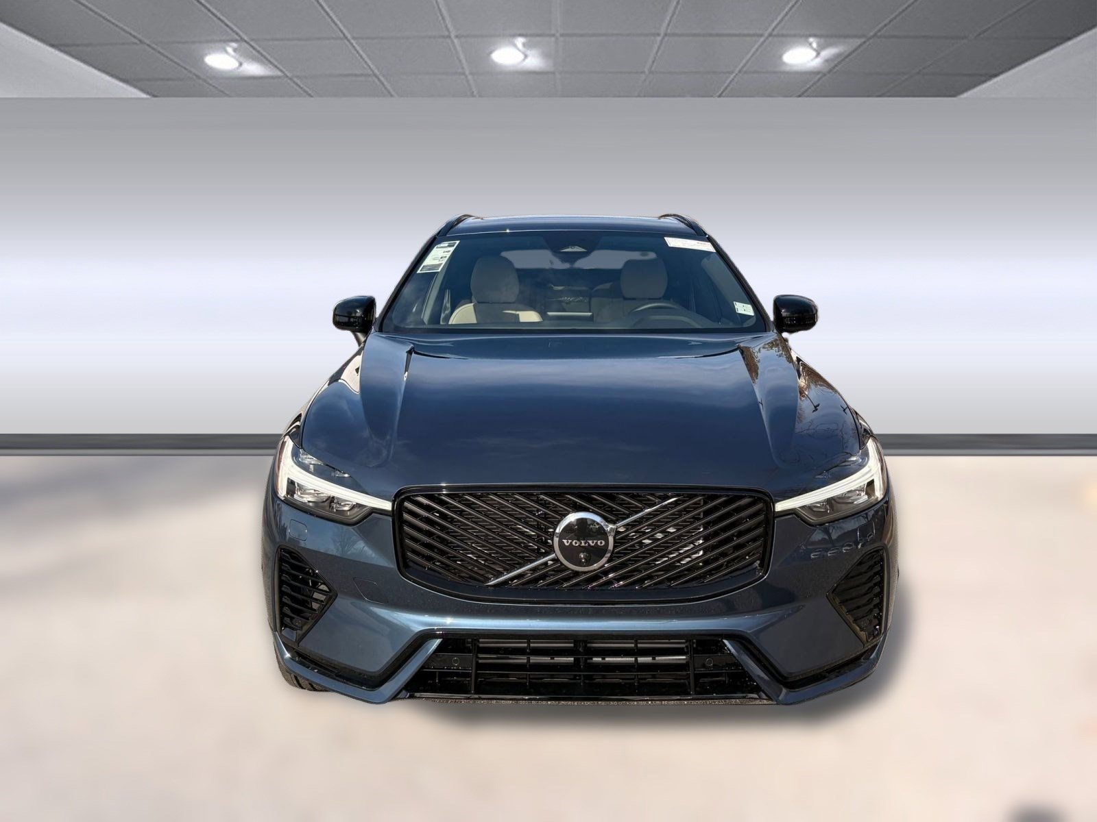 New 2026 Volvo XC60 T8 Plus w/ Climate Package image 6