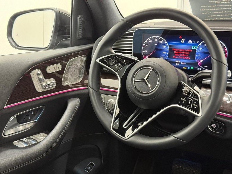 Certified 2025 Mercedes-Benz GLS 450 4MATIC image 11