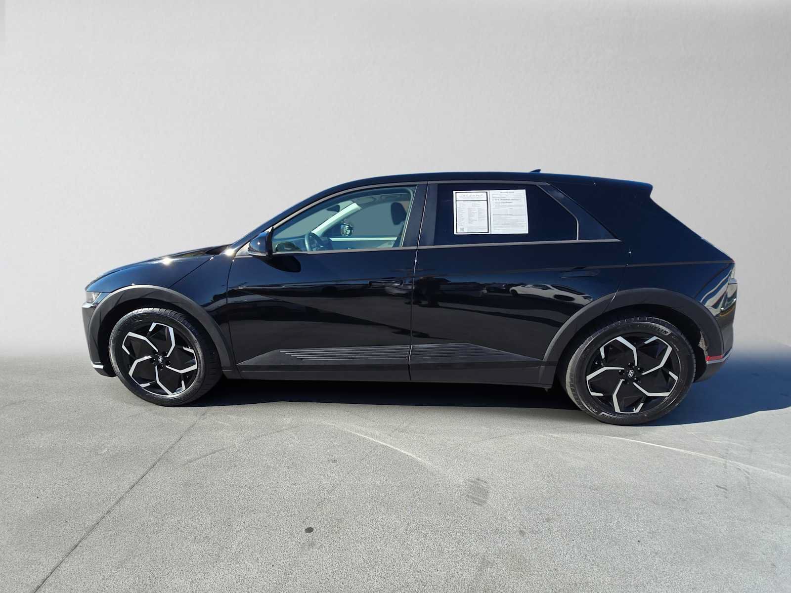 Used 2024 Hyundai Ioniq 5 SEL RWD image 6