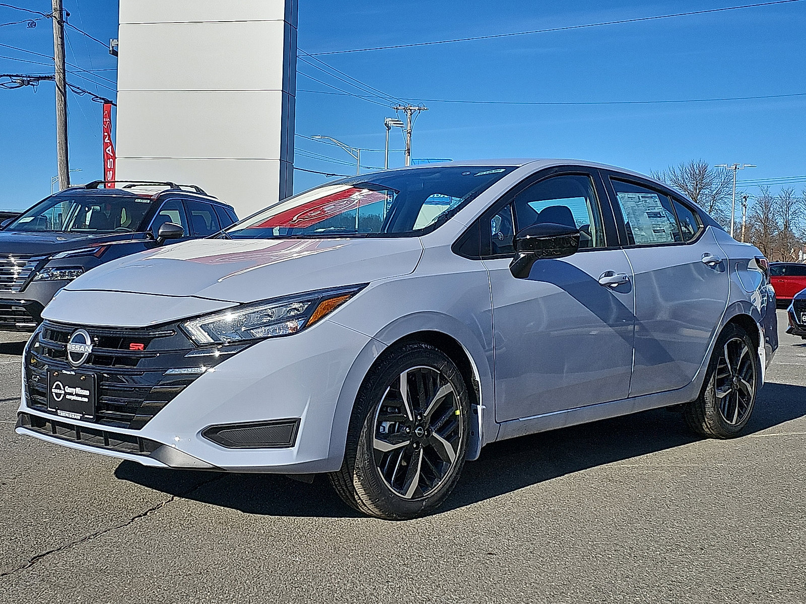 New 2025 Nissan Versa SR w/ Trunk Package image 2