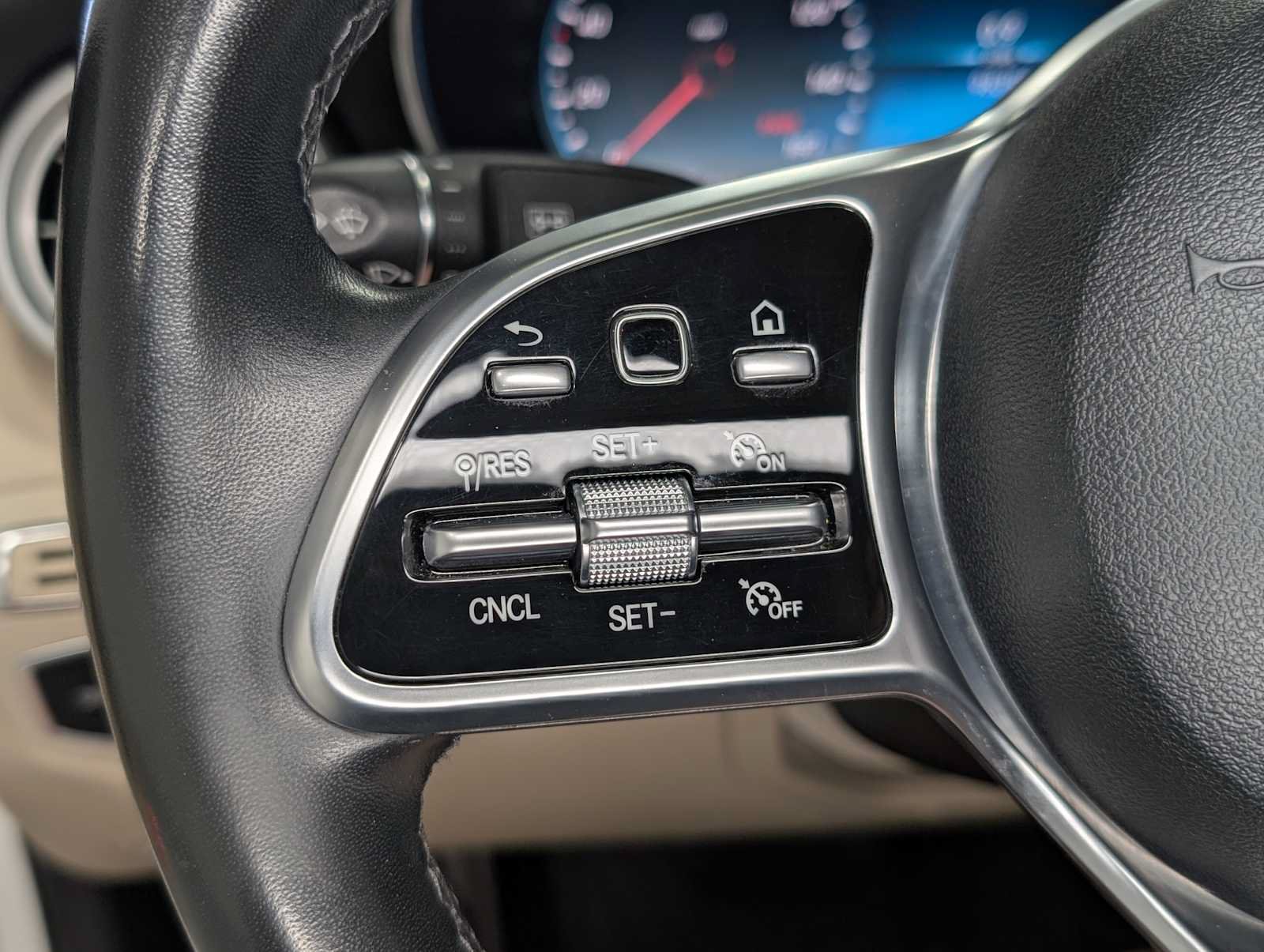 Certified 2019 Mercedes-Benz C 300 4MATIC Sedan image 33