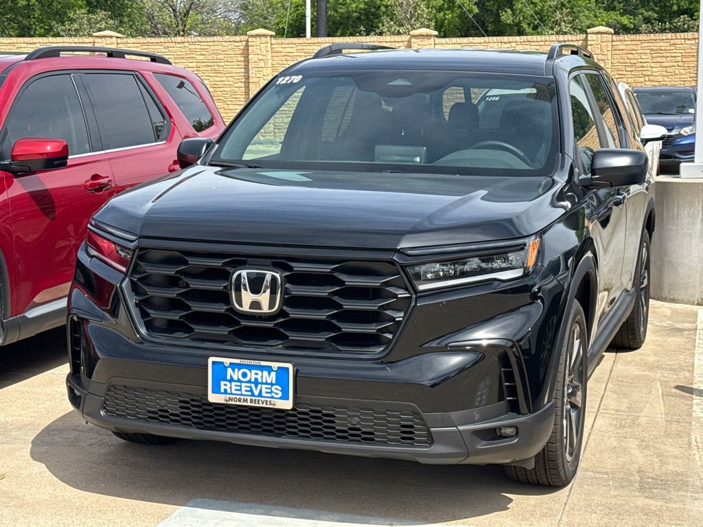 Used 2025 Honda Pilot Sport