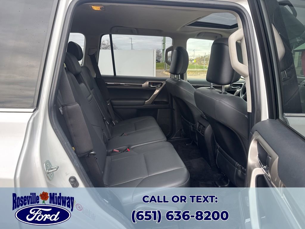 Used 2015 Lexus GX 460 image 40