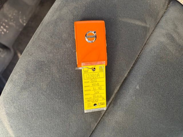 Used 2021 Volvo XC40 T4 R-Design w/ Climate Package image 27