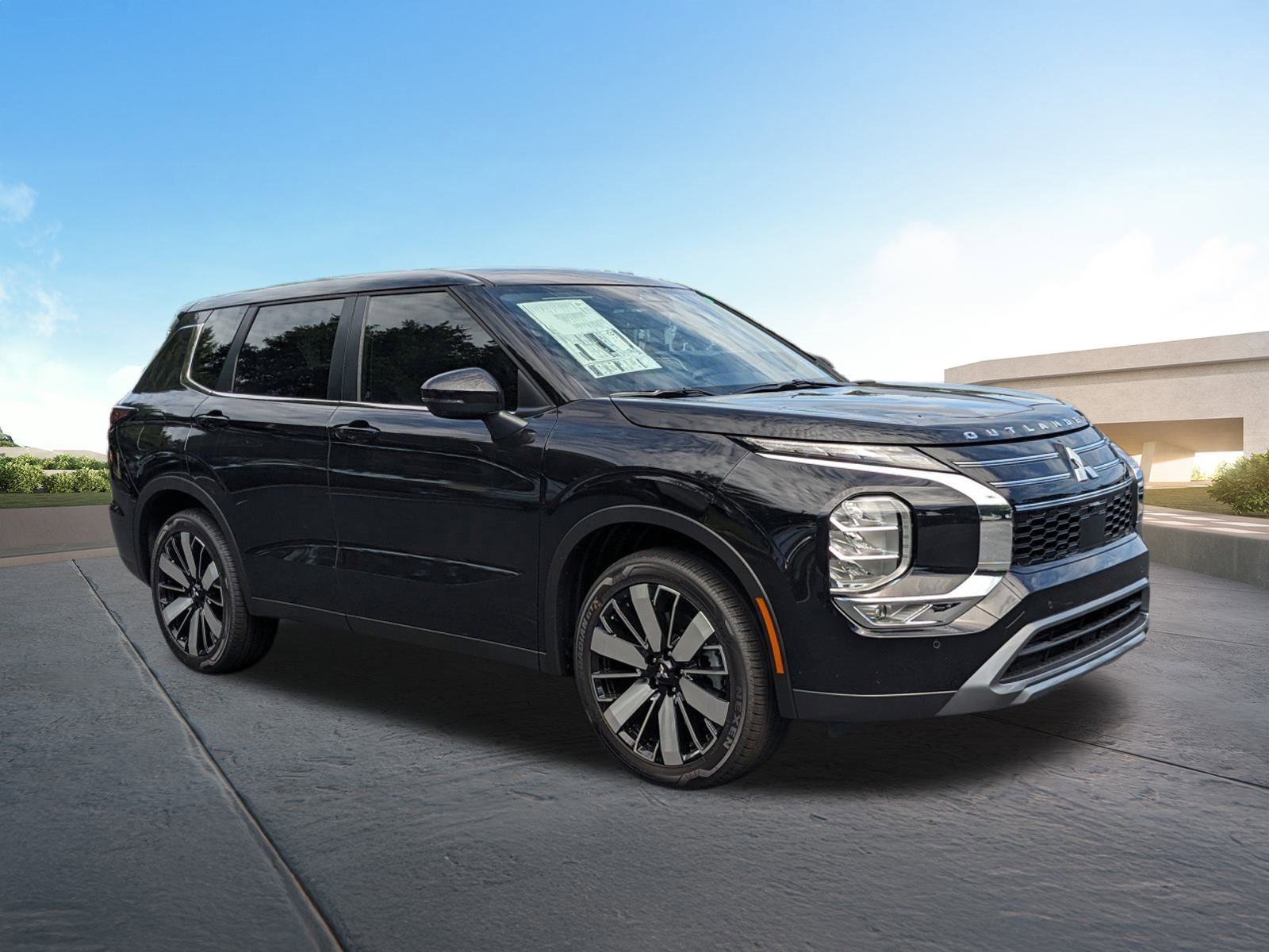 New 2025 Mitsubishi Outlander SE image 1