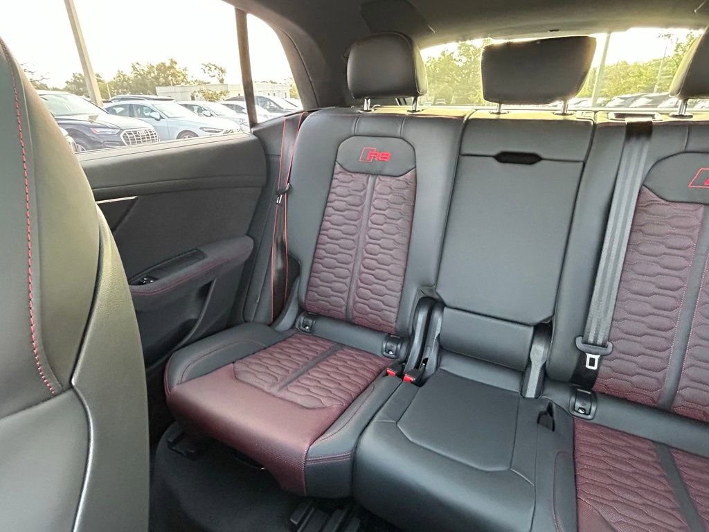 New 2026 Audi RS Q8 performance image 12