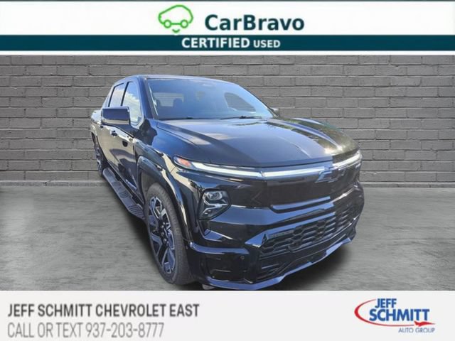 Certified 2025 Chevrolet Silverado EV RST AWD/4WD image 1
