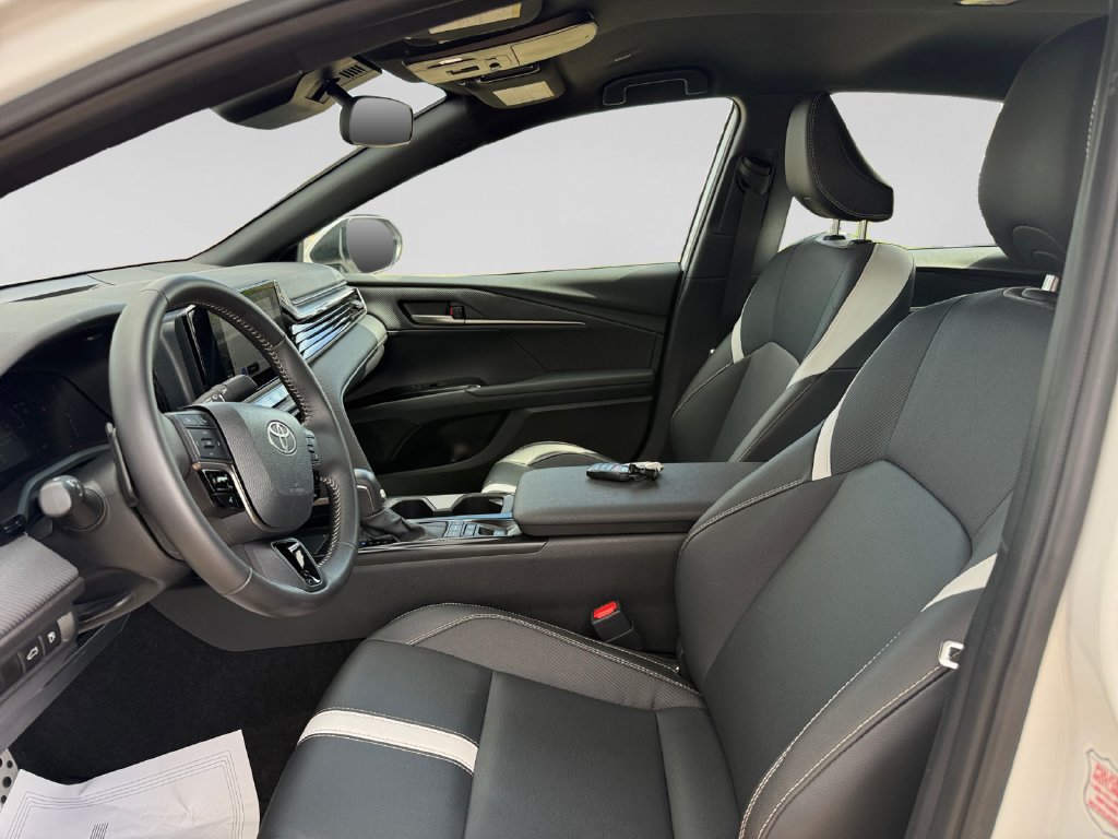 Used 2026 Toyota Camry SE FWD image 20