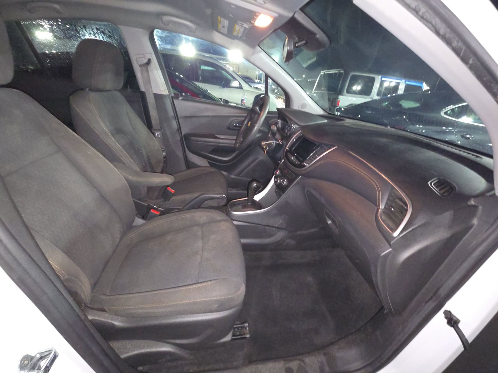Used 2021 Chevrolet Trax LS w/ Tint and Cruise Package FWD image 15