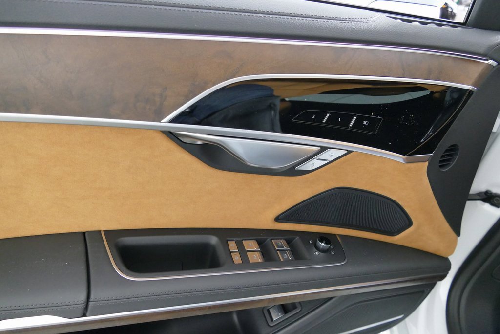 New 2025 Audi A8 L 3.0T image 11