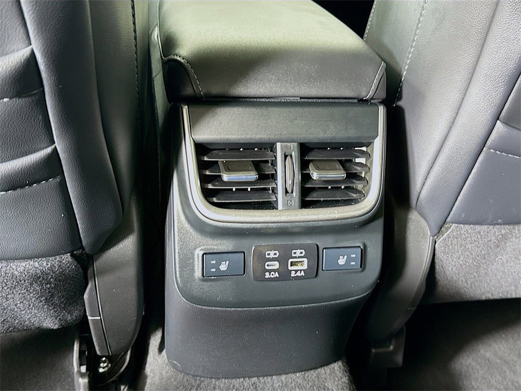 Used 2024 Subaru Outback Limited image 31