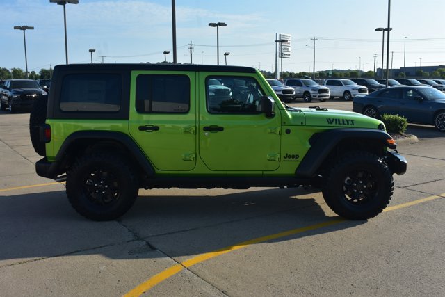 Used 2025 Jeep Wrangler Unlimited Sport AWD/4WD image 4