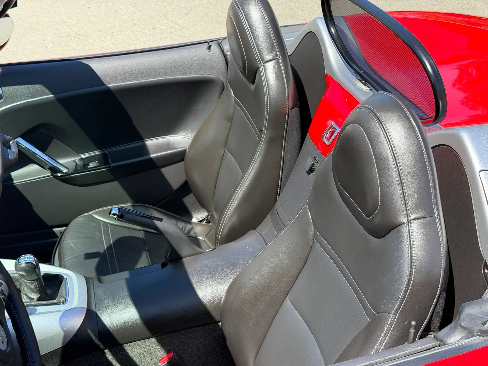 Used 2008 Saturn Sky w/ Premium Trim Package RWD image 9