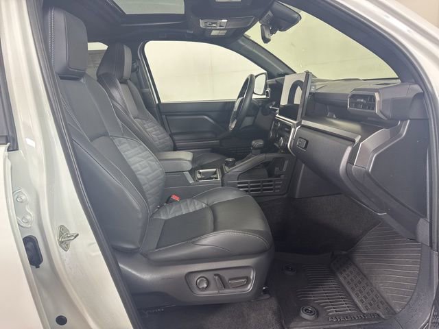 Used 2025 Toyota 4Runner TRD Off-Road Premium image 4