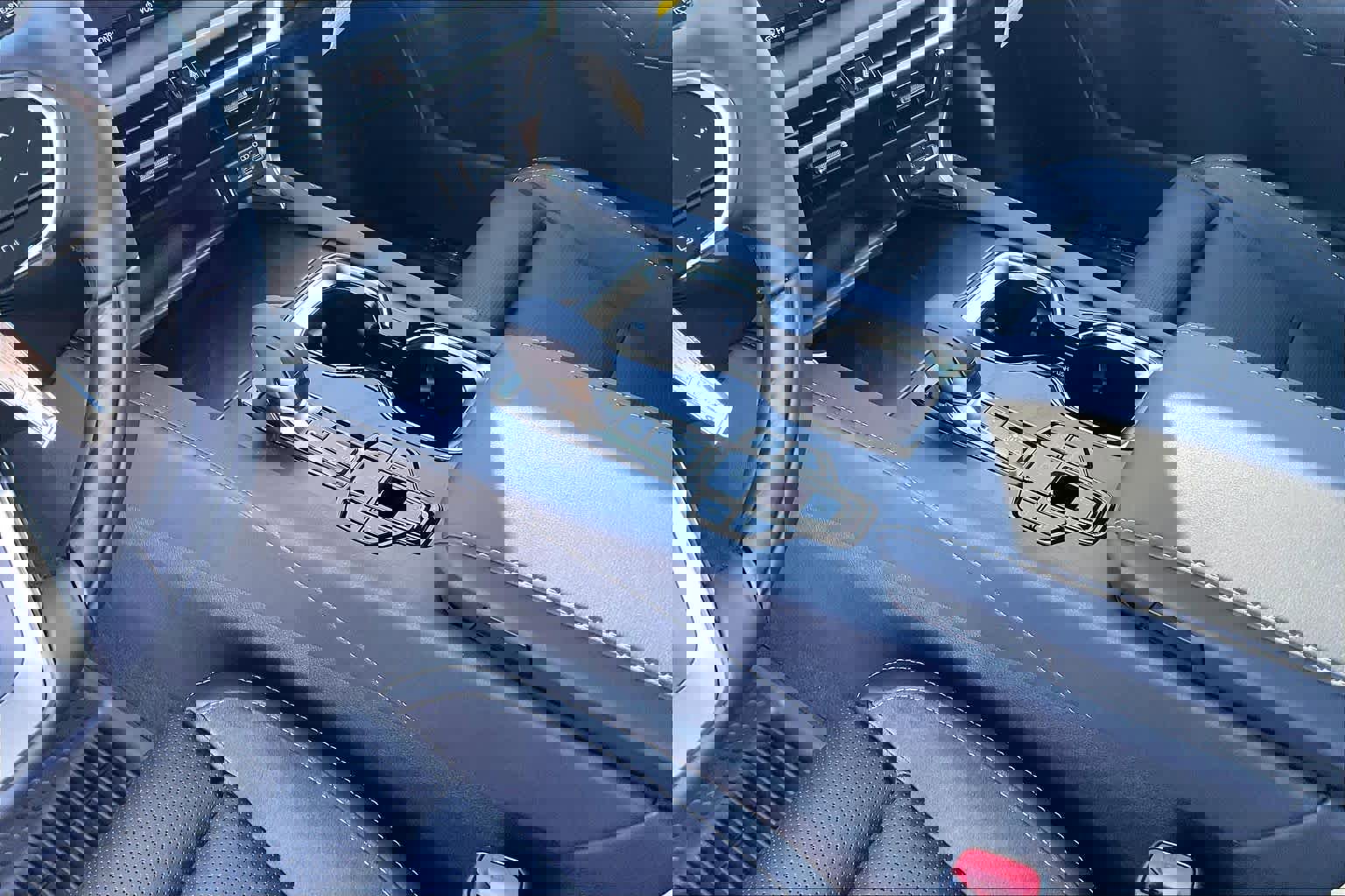 New 2026 Lexus RX 450h Luxury image 7