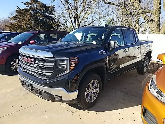 Certified 2025 GMC Sierra 1500 SLT image 13