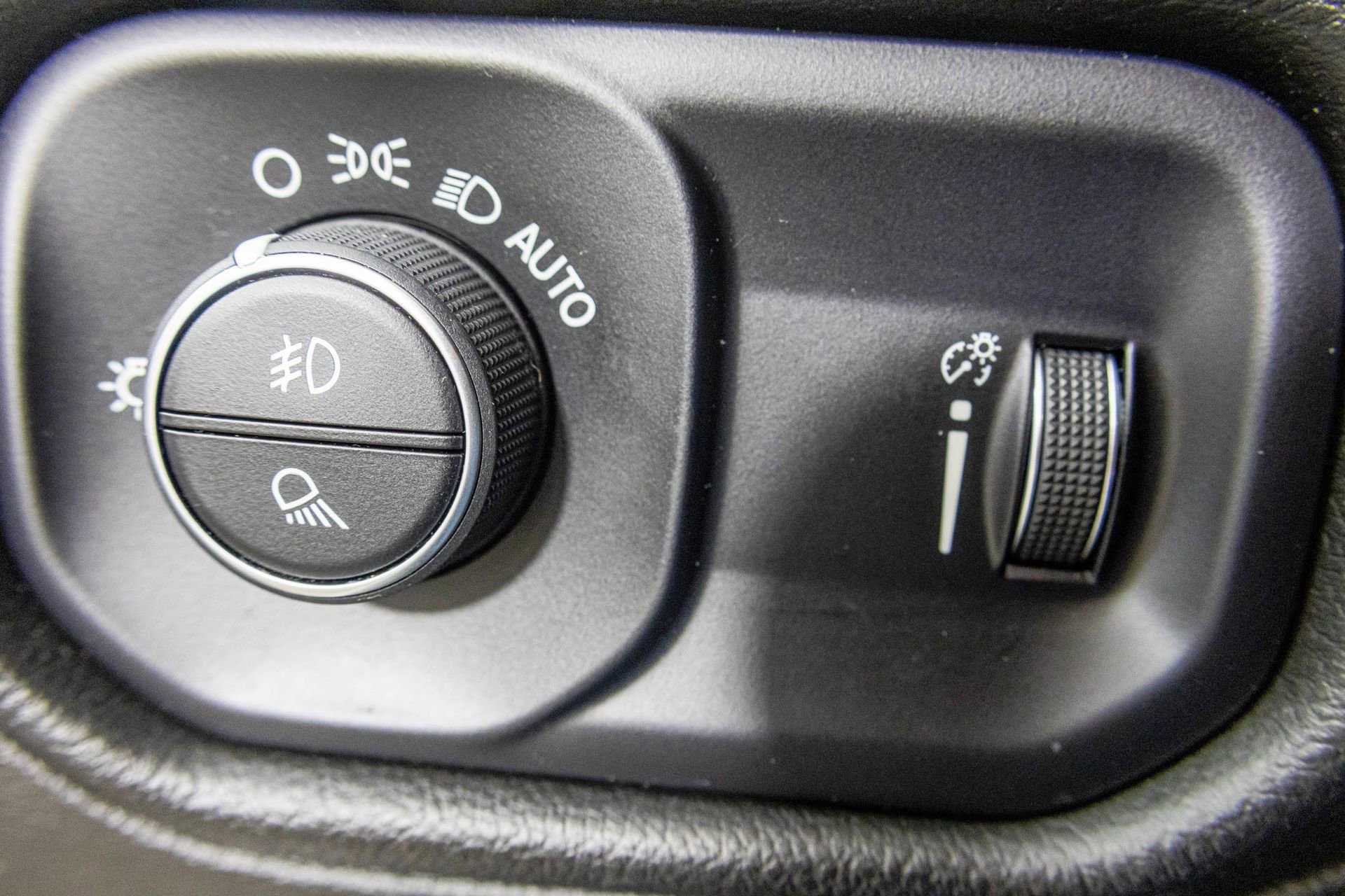 Used 2022 RAM 1500 Big Horn AWD/4WD image 34