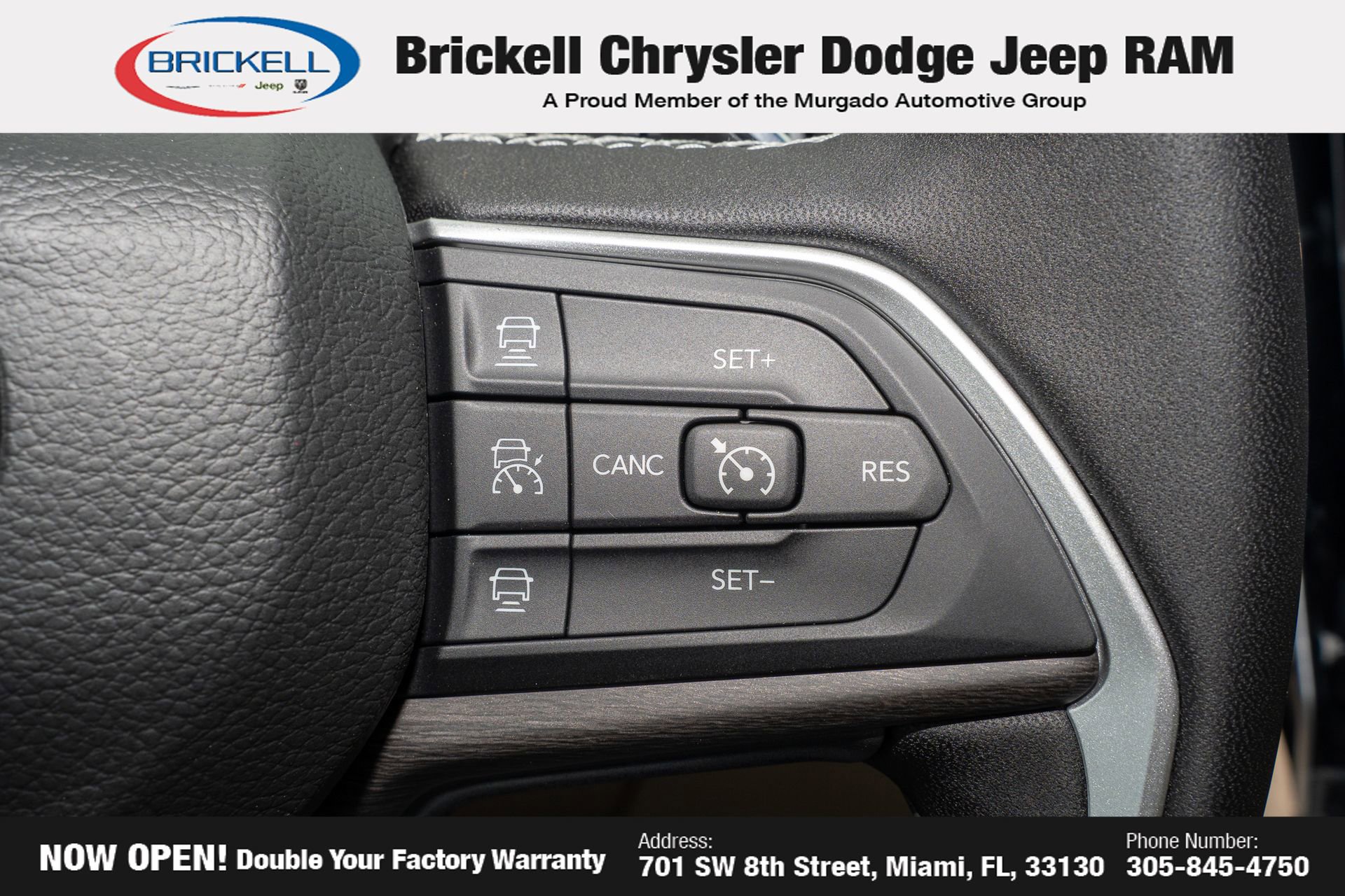 New 2025 Jeep Grand Cherokee Limited w/ Luxury Tech Group II image 32