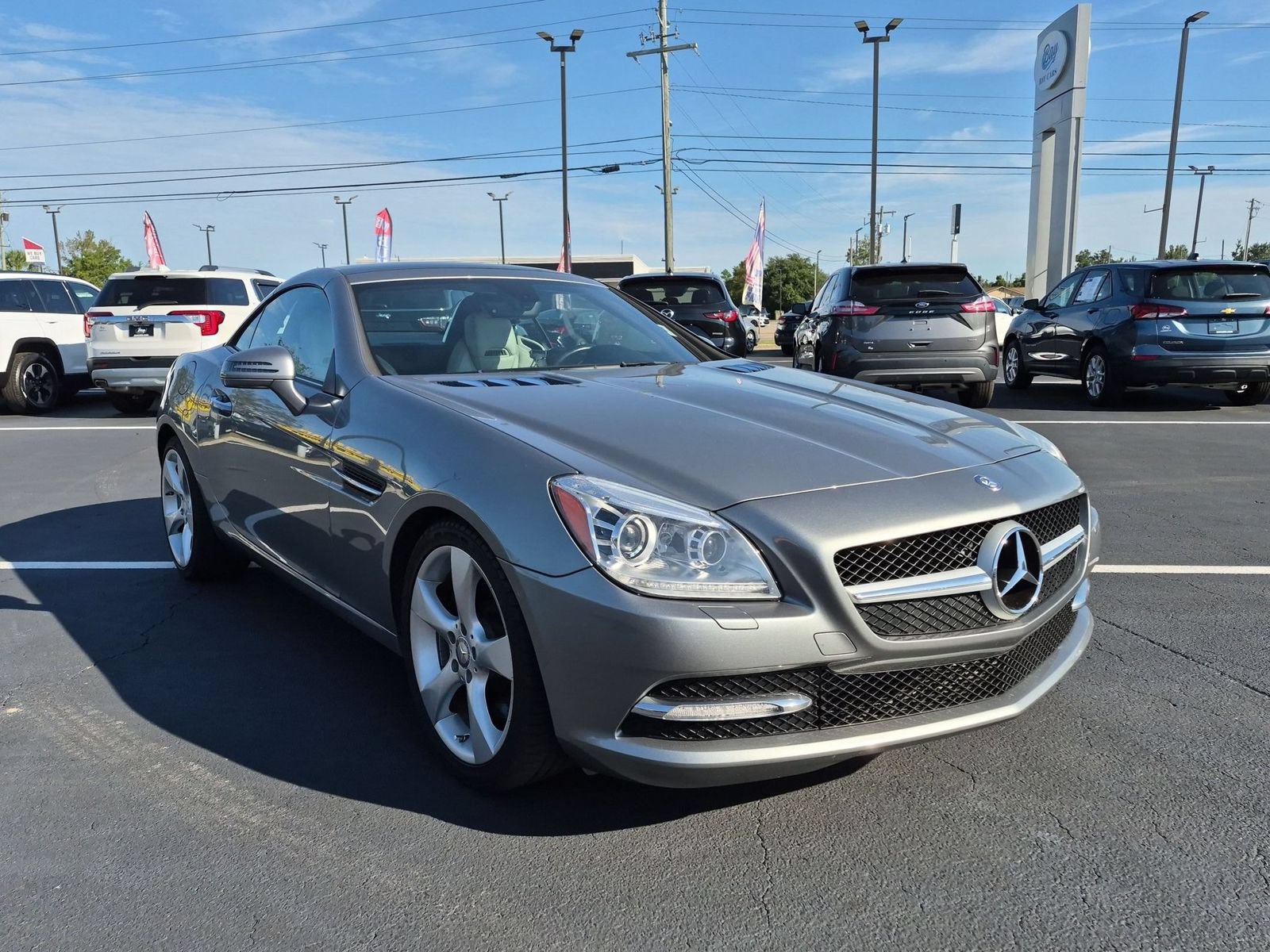 Used 2012 Mercedes-Benz SLK 350 image 3