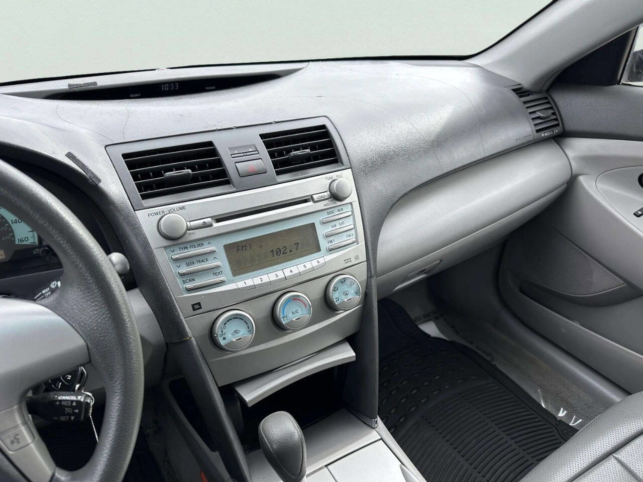 Used 2009 Toyota Camry LE FWD image 27