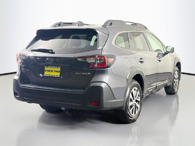 Certified 2025 Subaru Outback Premium AWD/4WD image 9