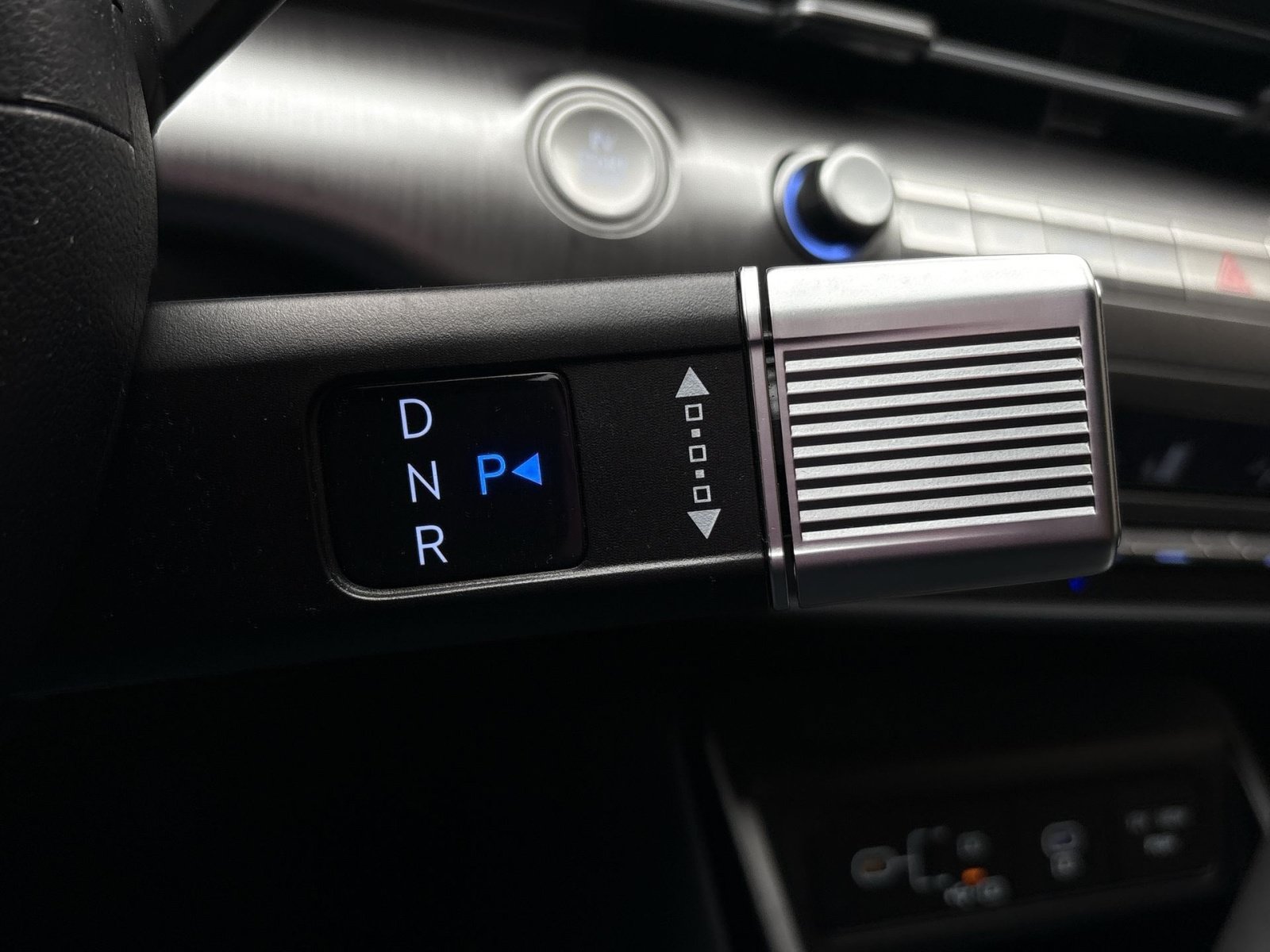 Certified 2024 Hyundai Kona SEL FWD image 22