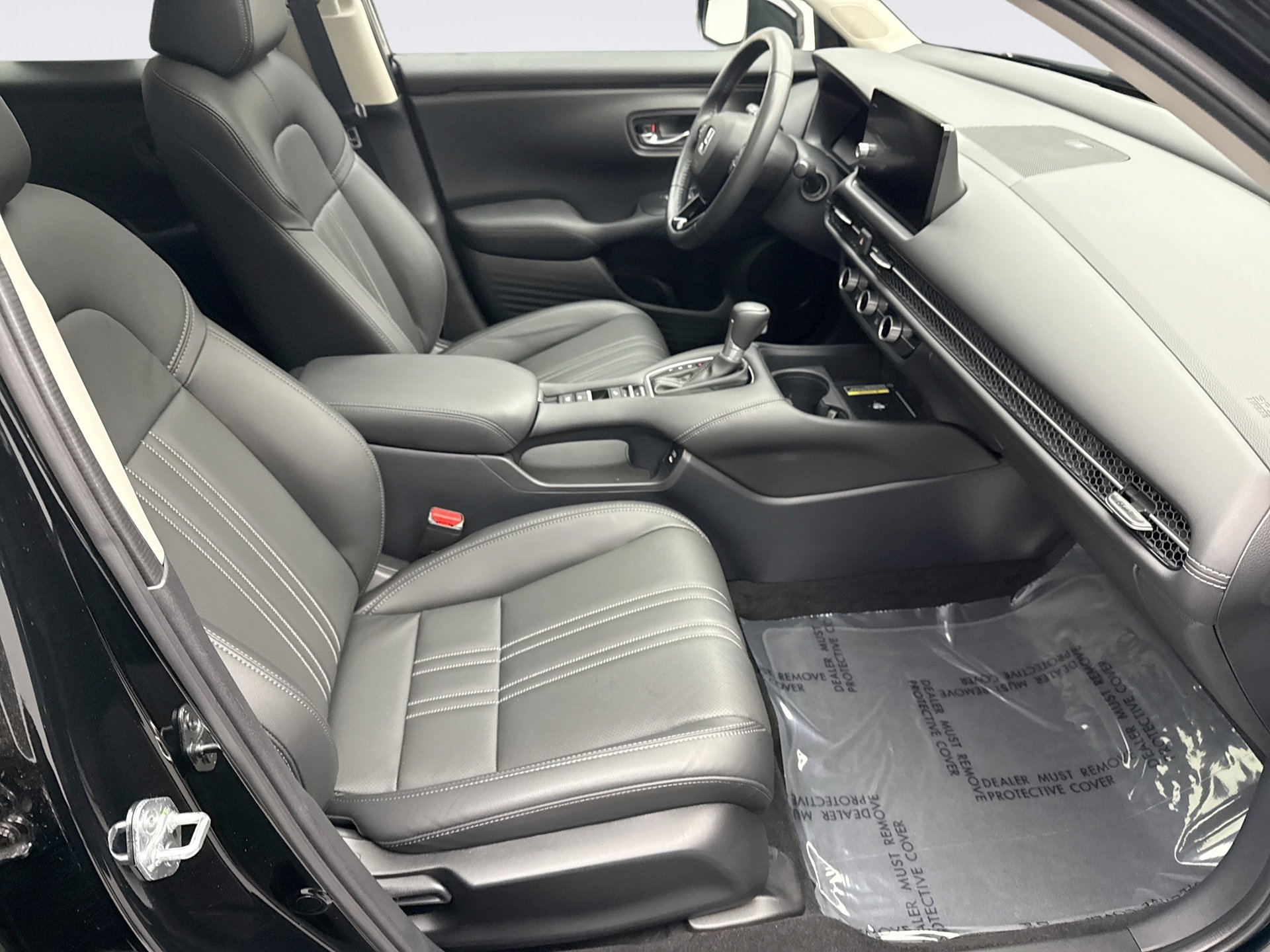 Used 2025 Honda HR-V EX-L image 17