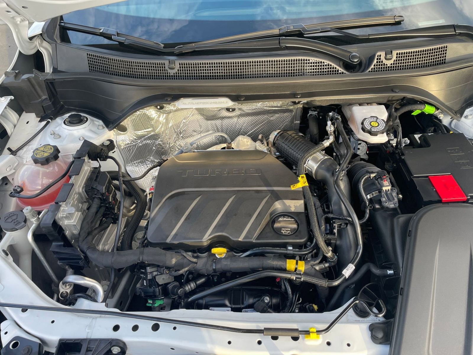 Used 2025 Chevrolet Trax LT w/ LT Convenience Package image 29