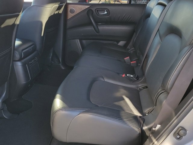 Used 2024 Nissan Armada SL image 8