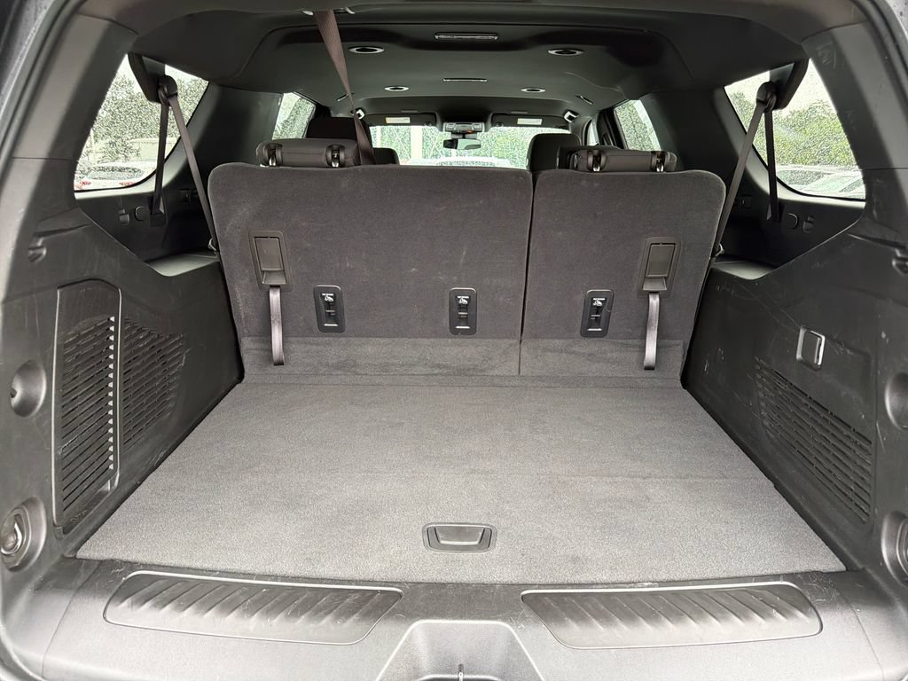 Certified 2025 Chevrolet Suburban LS w/ Max Trailering Package RWD image 22