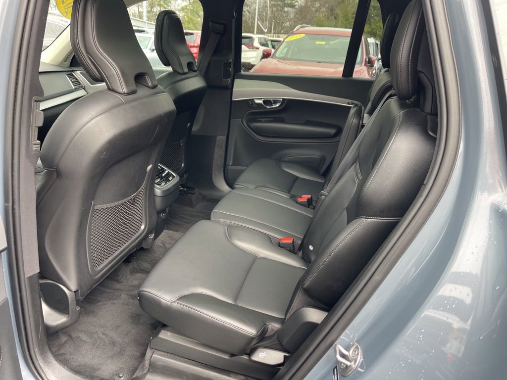 Used 2022 Volvo XC90 T5 Momentum AWD/4WD image 25