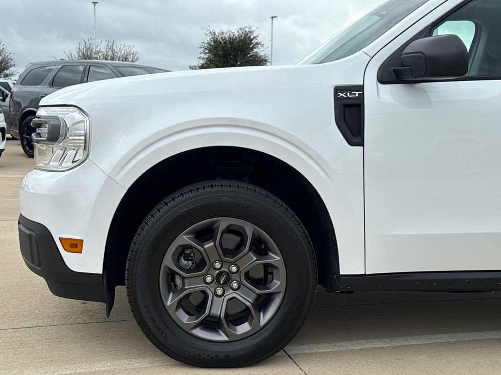 Used 2023 Ford Maverick XLT FWD image 5
