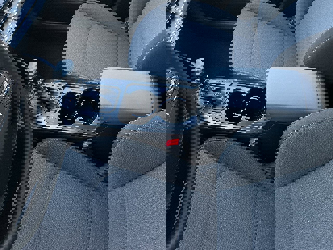 Used 2025 Kia K4 LXS image 34