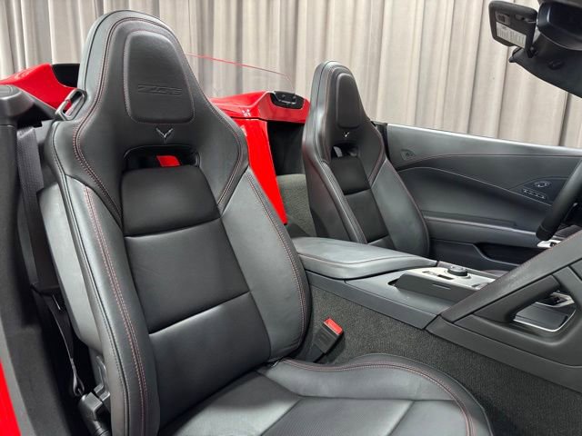 Used 2016 Chevrolet Corvette Z06 w/ 3LZ Preferred Equipment Group image 13