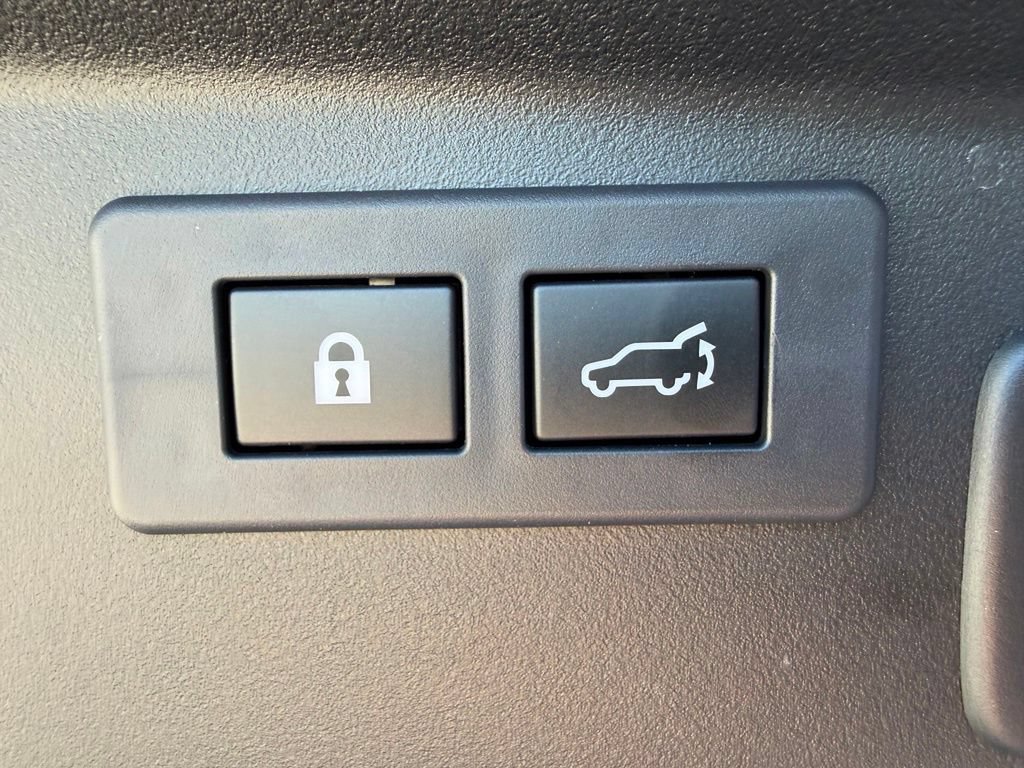 Certified 2026 Subaru Outback Premium AWD/4WD image 32