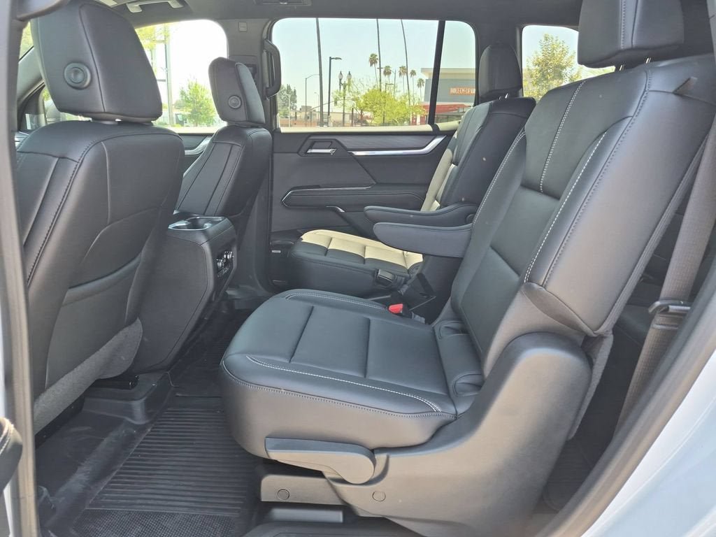New 2026 GMC Acadia Elevation w/ Elevation Premium Package AWD/4WD image 28