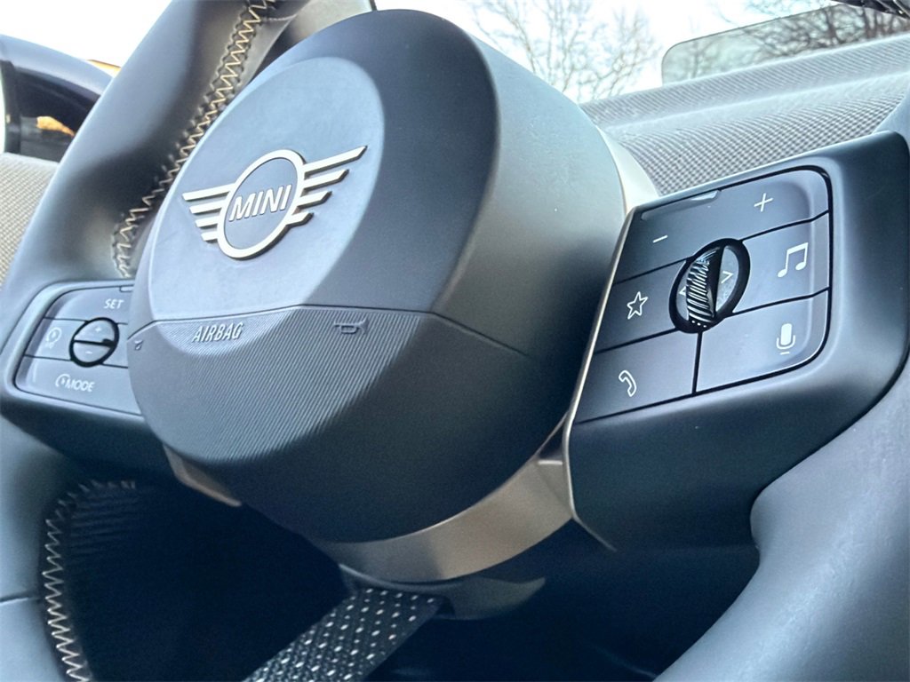 Used 2025 MINI Cooper S image 23