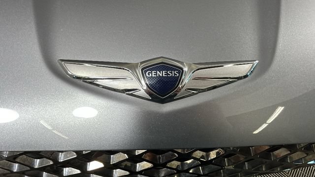 Used 2025 Genesis GV70 2.5T AWD/4WD image 9