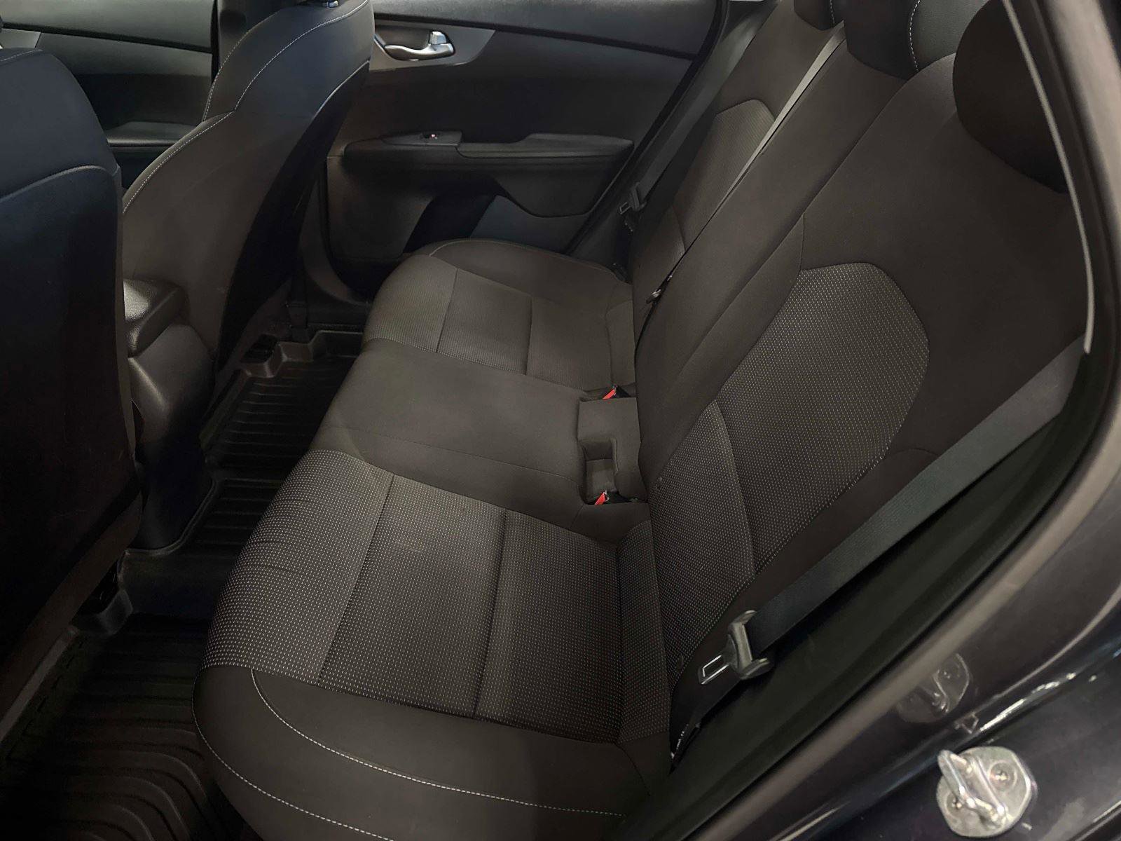 Used 2019 Kia Forte LXS image 13