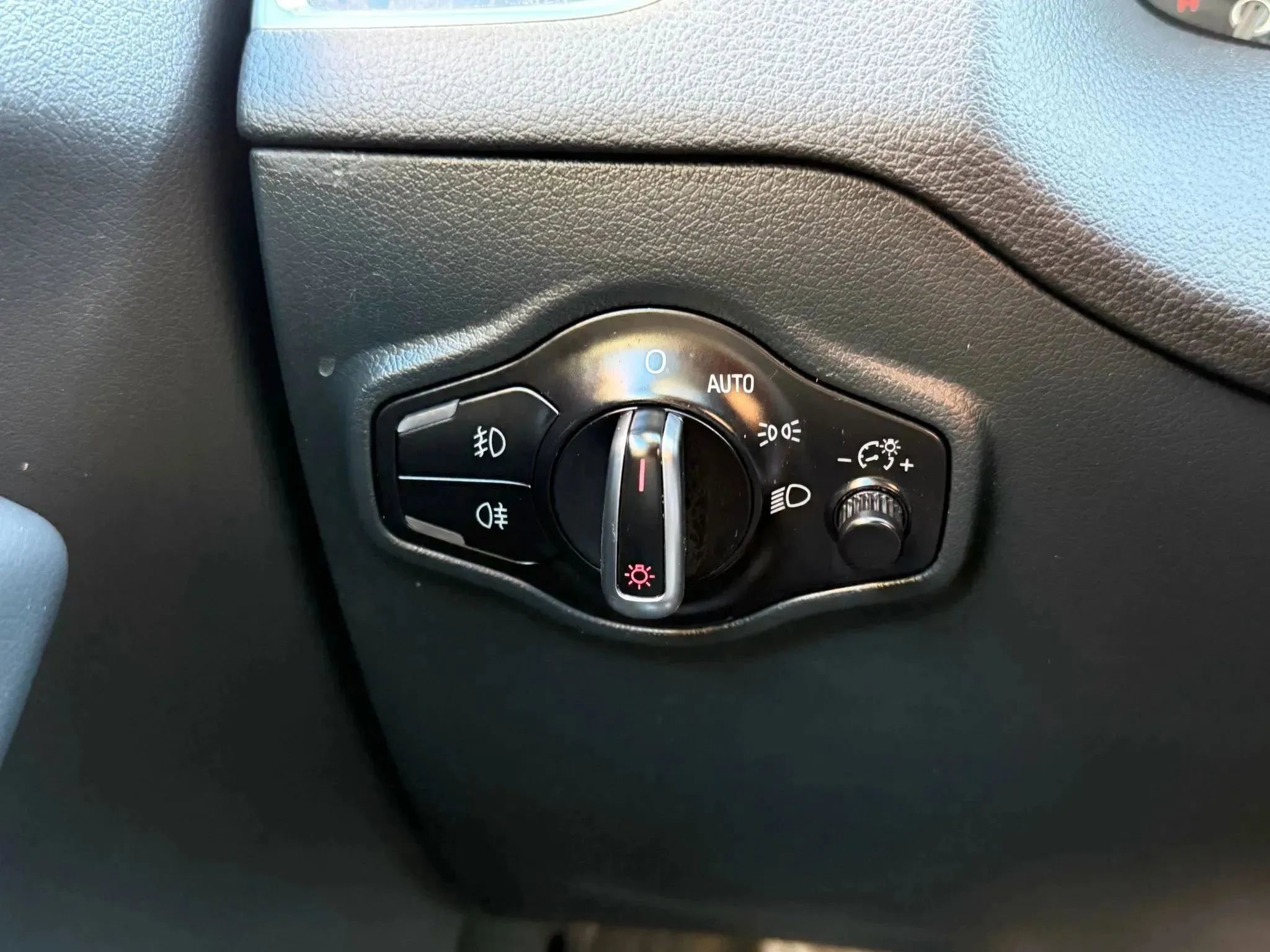 Used 2014 Audi Q5 2.0T Premium Plus w/ Premium Plus Package image 22