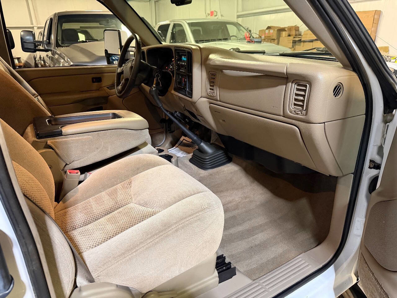 Used 2003 Chevrolet Silverado 3500 LS RWD image 10