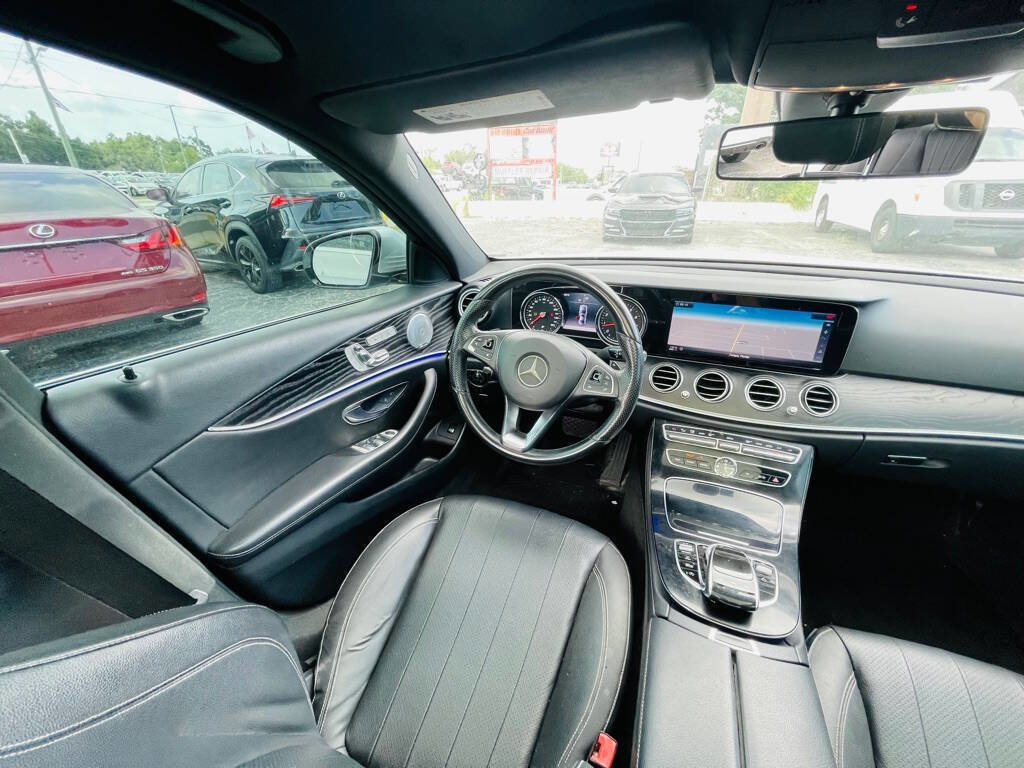 Used 2017 Mercedes-Benz E 300 E 300 4dr Sedan image 21