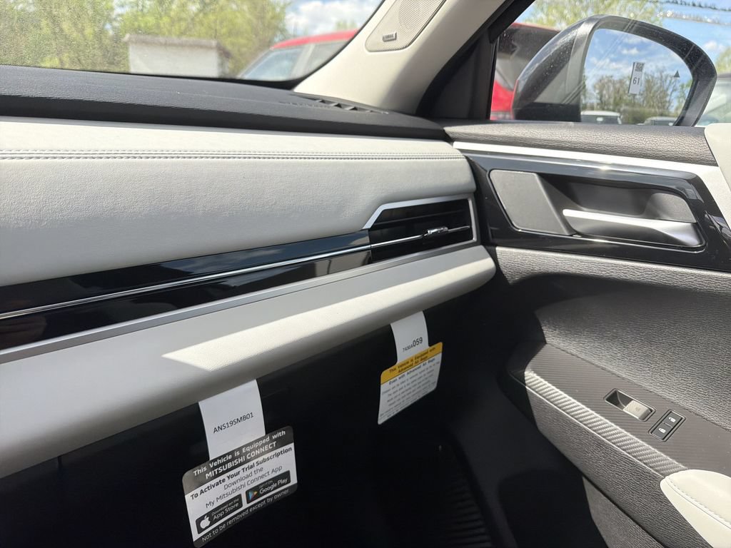 New 2026 Mitsubishi Outlander SE AWD/4WD image 22