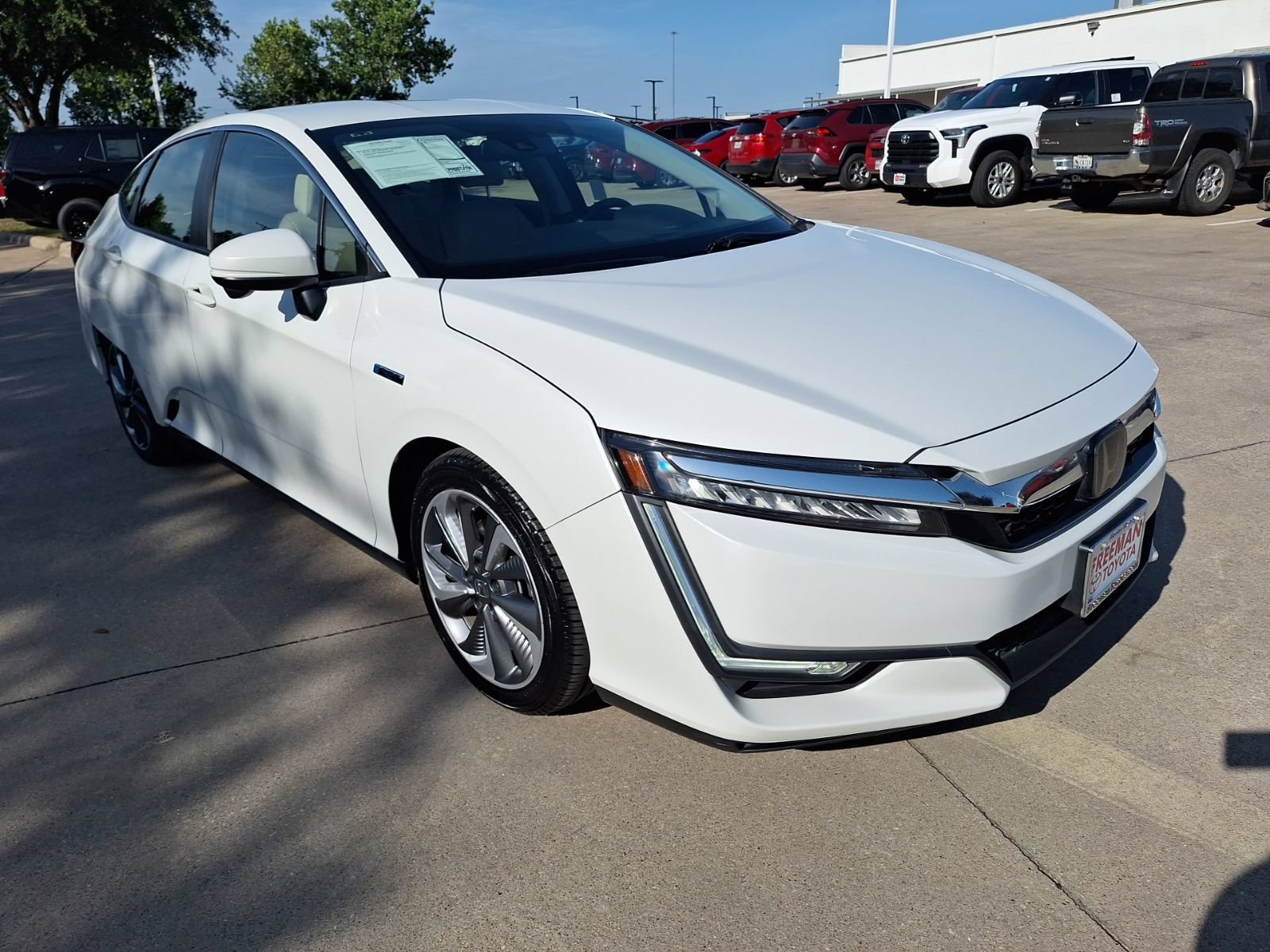 Used 2019 Honda Clarity Plug-In Hybrid image 8