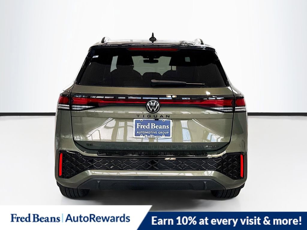 New 2026 Volkswagen Tiguan SE R-Line image 5